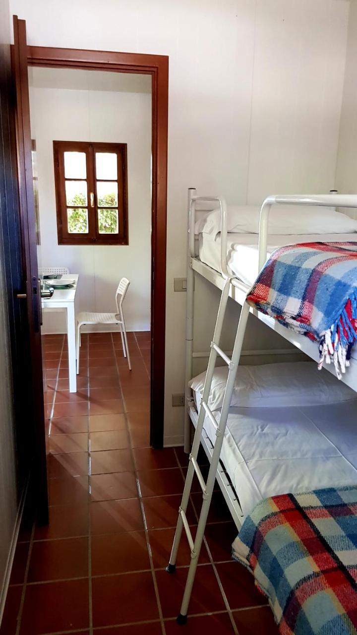 Camping Luna Hotel Marina di Massa Luaran gambar